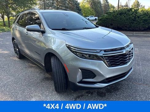 Used 2023 Chevrolet Equinox RS w/ RS Leather Package AWD/4WD image 2