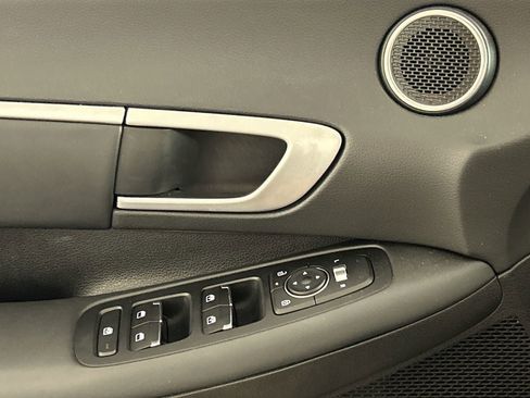 Used 2025 Hyundai Sonata SEL FWD image 19