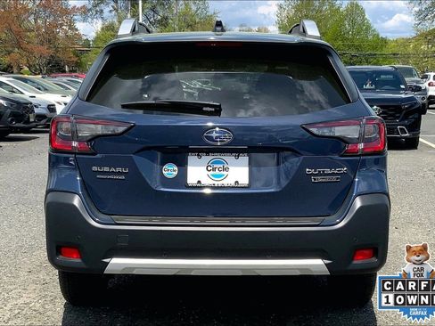 Certified 2025 Subaru Outback Touring AWD/4WD image 4