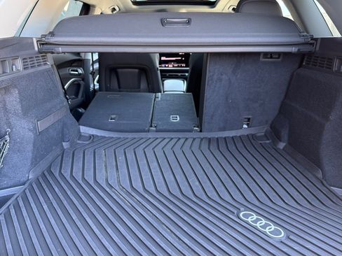 Used 2025 Audi Q5 Premium Plus w/ Premium Plus AWD/4WD image 14