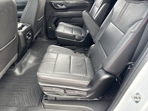 Used 2022 Chevrolet Suburban RST w/ Luxury Package image 21