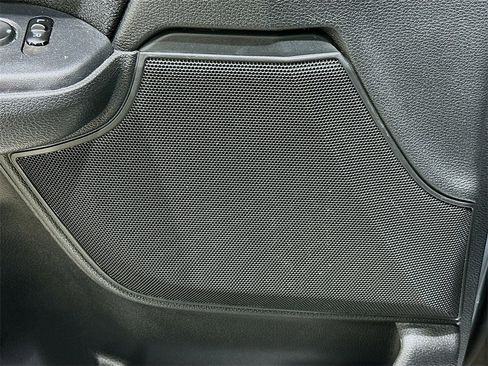 Used 2019 Honda CR-V EX image 18