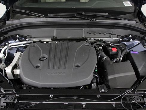 New 2026 Volvo XC60 B5 Plus w/ Protection Package Premier image 12