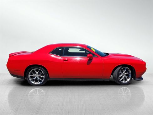 Used 2022 Dodge Challenger GT image 4