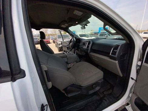 Used 2016 Ford F150 XLT AWD/4WD image 25