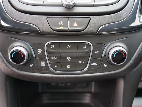 Used 2022 Chevrolet Equinox RS w/ RS Leather Package image 15