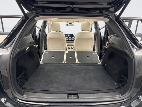 Used 2023 Mercedes-Benz GLA 250 4MATIC image 22