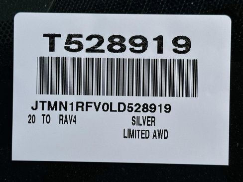 Used 2020 Toyota RAV4 Limited image 15