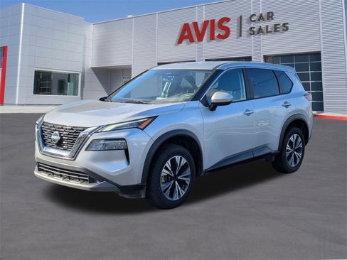 Used 2023 Nissan Rogue SV image 1