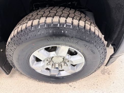 Used 2018 GMC Sierra 3500 Denali w/ Duramax Plus Package image 16