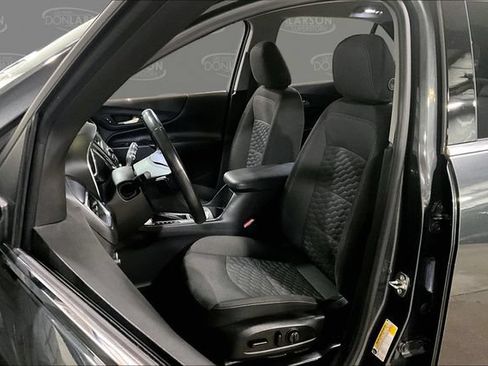Used 2020 Chevrolet Equinox LT AWD/4WD image 13