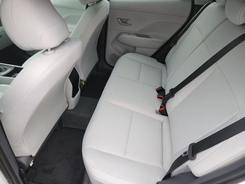 New 2026 Hyundai Kona SE image 28