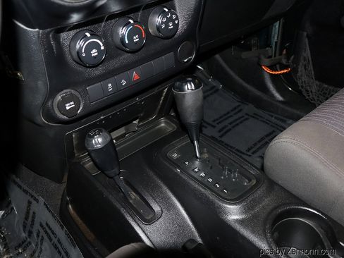 Used 2011 Jeep Wrangler Sport image 20