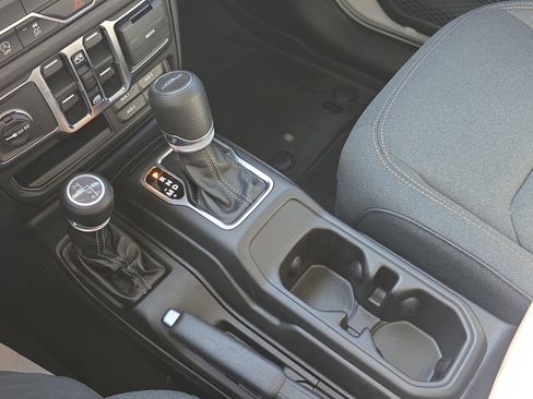 New 2026 Jeep Gladiator Sport image 28