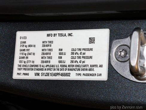 Used 2023 Tesla Model 3 Standard Range image 33