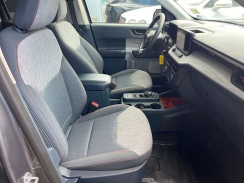 Certified 2022 Ford Maverick XLT FWD image 6