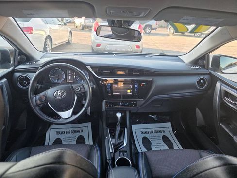 Used 2017 Toyota Corolla SE w/ Carpet Mat Package (TMS) FWD image 16