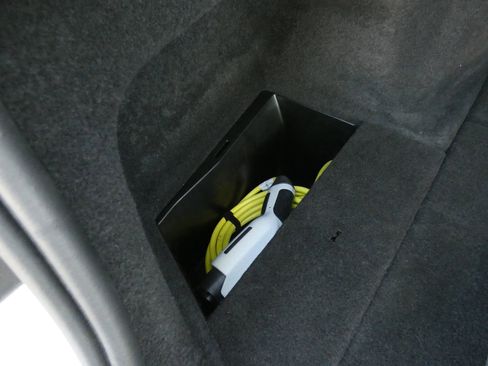 Used 2022 BMW 745e xDrive image 77