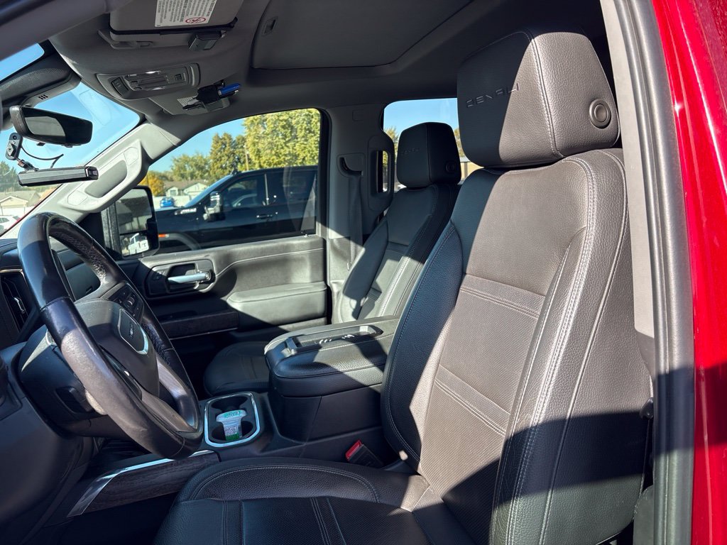 Used 2021 GMC Sierra 3500 Denali w/ Denali Ultimate Package AWD/4WD image 10