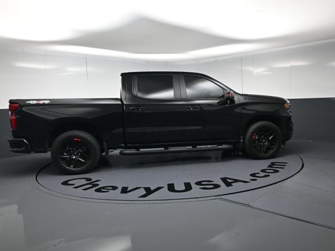 Used 2024 Chevrolet Silverado 1500 RST w/ Redline Edition AWD/4WD image 10
