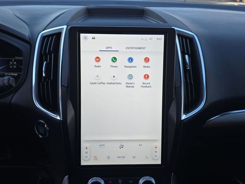 Used 2024 Ford Edge Titanium w/ Titanium Elite Package image 28