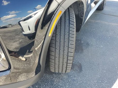 Used 2022 Hyundai Palisade SEL w/ 8P Bench Seat Package image 12