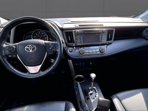 Used 2013 Toyota RAV4 Limited AWD/4WD image 13