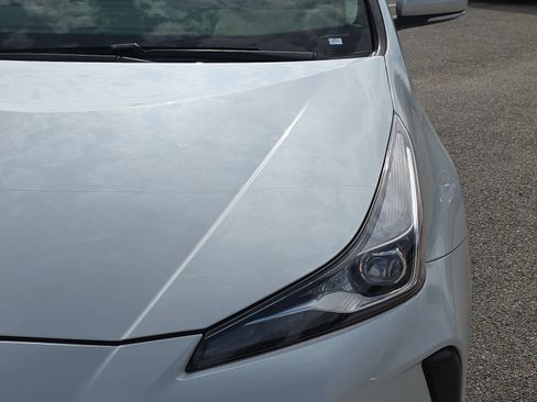 Used 2022 Toyota Prius L Eco FWD image 27