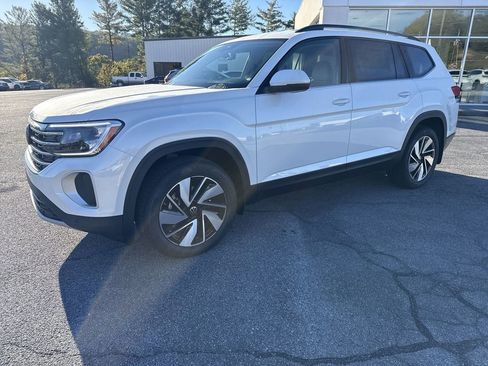 New 2026 Volkswagen Atlas SE AWD/4WD image 3