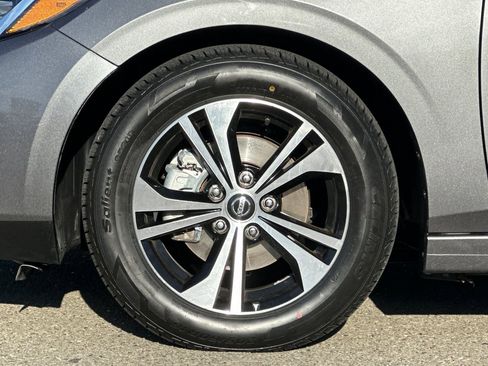 Used 2023 Nissan Sentra SV image 32