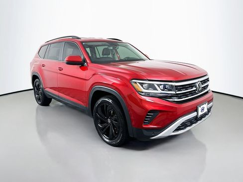 Used 2023 Volkswagen Atlas SE w/ Black Wheel Package FWD image 3