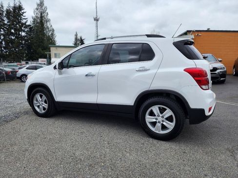 Used 2018 Chevrolet Trax LT w/ Driver Confidence Package FWD image 8
