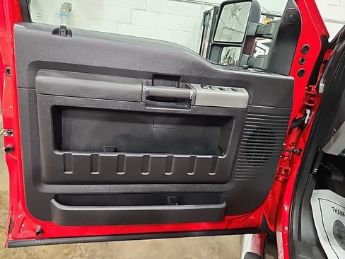 Used 2016 Ford F250 Lariat w/ Lariat Ultimate Package AWD/4WD image 6