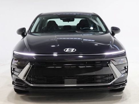 Used 2026 Hyundai Sonata SEL FWD image 2