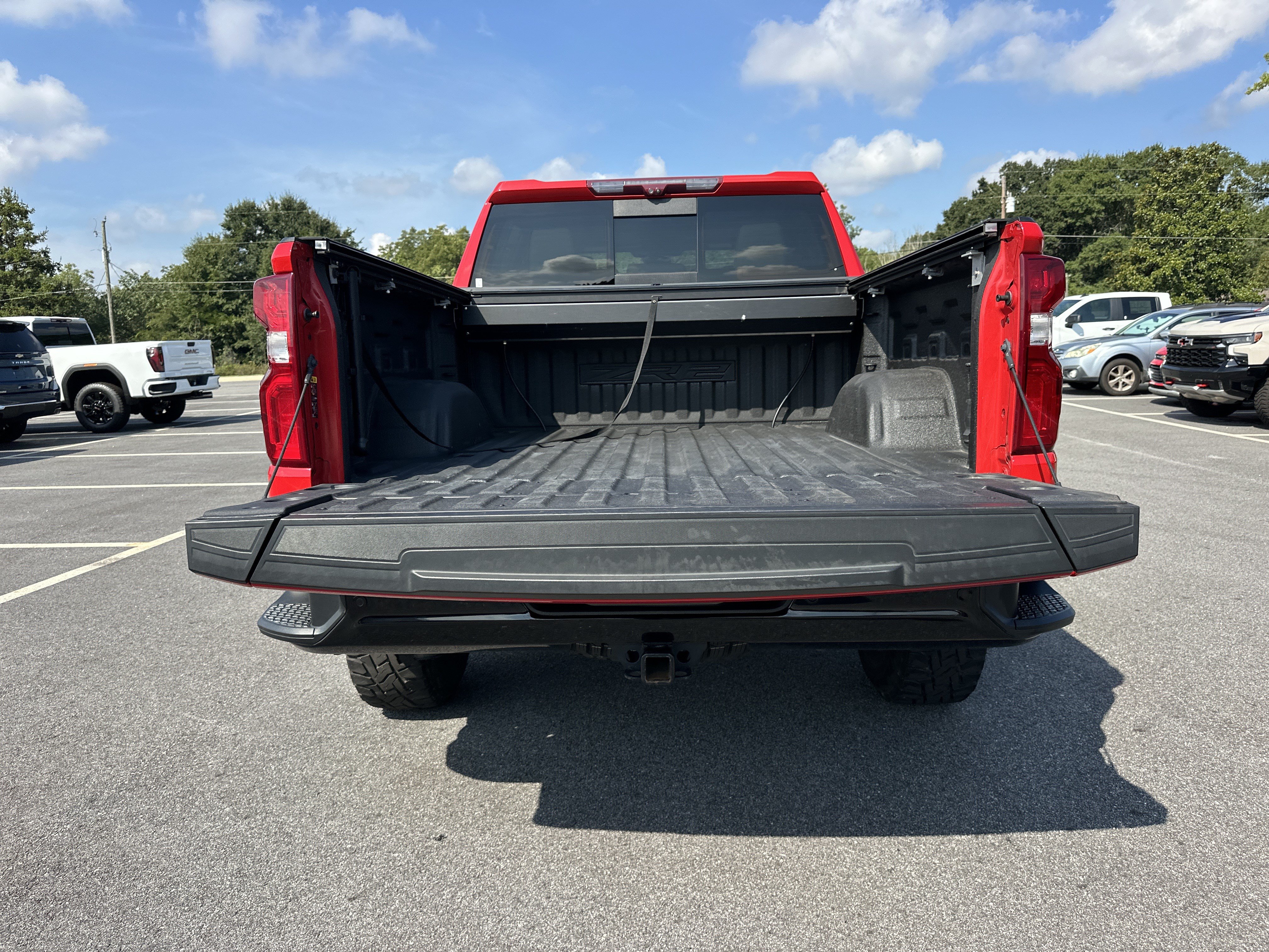 Used 2023 Chevrolet Silverado 1500 ZR2 w/ Technology Package AWD/4WD image 19