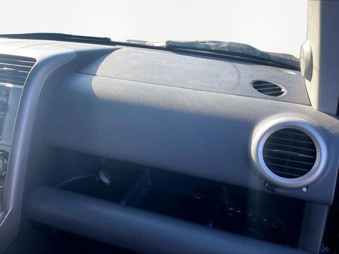 Used 2005 Honda Element LX image 21