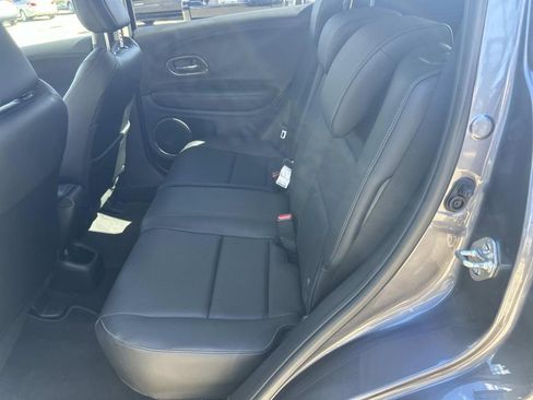 Used 2021 Honda HR-V EX-L image 16