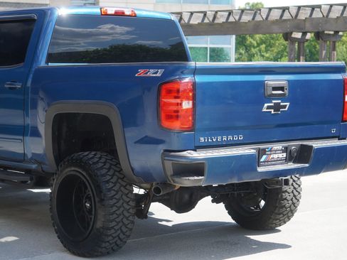 Used 2017 Chevrolet Silverado 1500 LT w/ All Star Edition AWD/4WD image 26