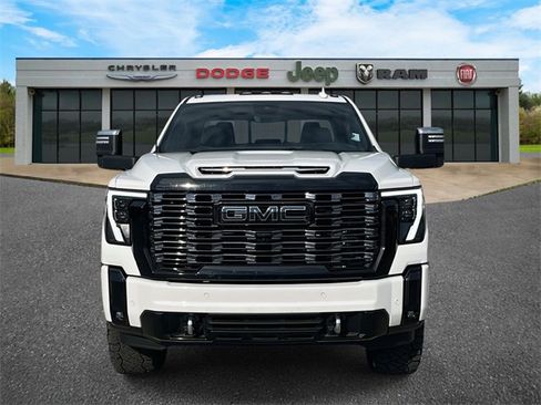 Used 2025 GMC Sierra 3500 Denali Ultimate image 36