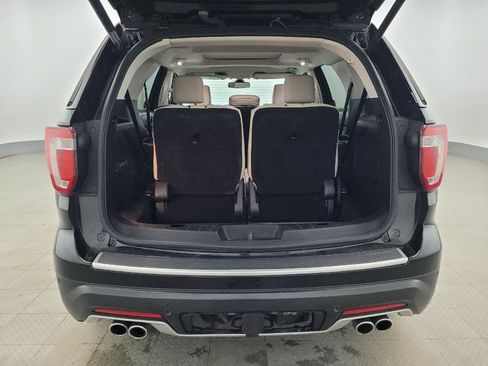 Used 2018 Ford Explorer Platinum AWD/4WD image 26