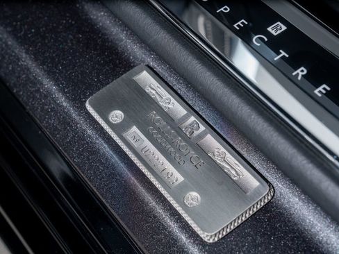 Used 2024 Rolls-Royce Spectre w/ Spectre Launch Package AWD/4WD image 35