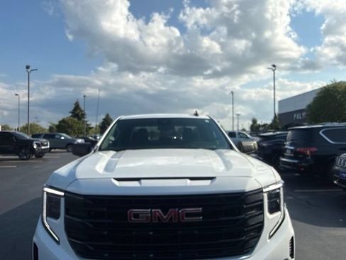 Used 2023 GMC Sierra 1500 Elevation AWD/4WD image 4