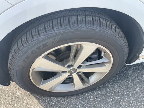 Used 2021 Genesis GV80 2.5T w/ Prestige Package 05 image 13