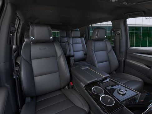 New 2025 Cadillac Escalade Luxury image 16