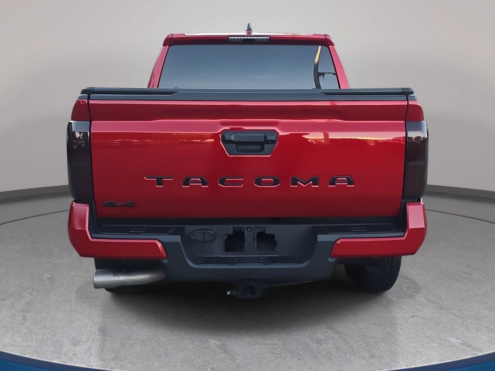 Used 2024 Toyota Tacoma TRD Off-Road AWD/4WD image 6