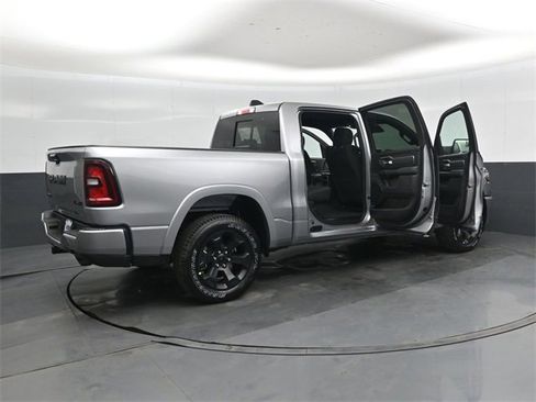 New 2026 RAM 1500 4x4 Crew Cab image 45