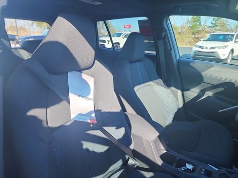 New 2025 Toyota Corolla Cross AWD Hybrid w/ Moonroof Package image 32
