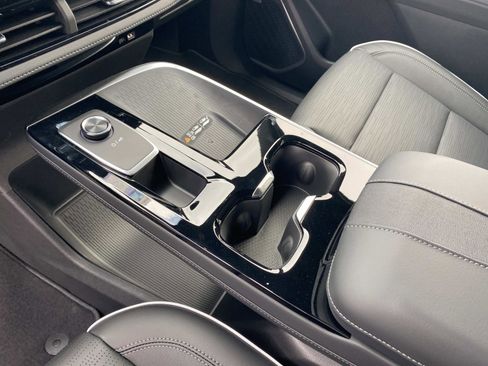 New 2026 Buick Enclave Sport Touring w/ Power Package image 23