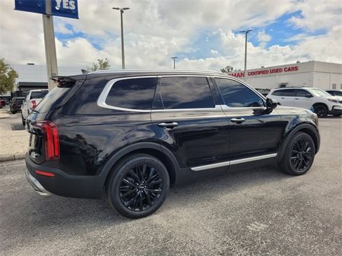 Used 2022 Kia Telluride SX w/ SX Prestige Package image 15