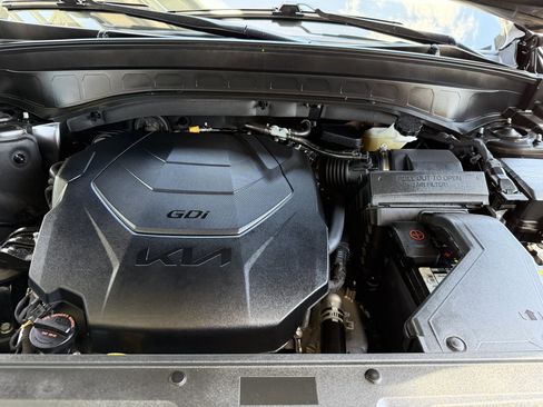 Used 2023 Kia Telluride LX FWD image 44